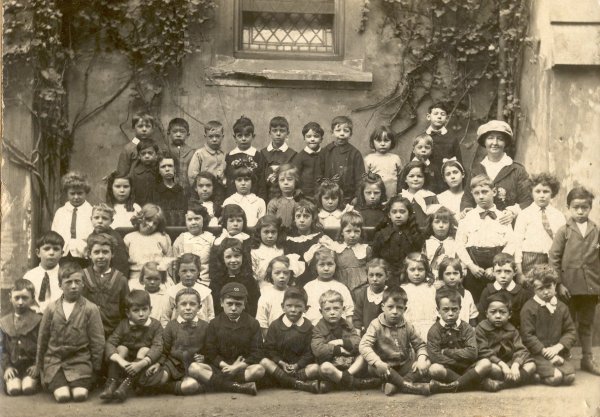 St Peter's Parish School, c. 1916